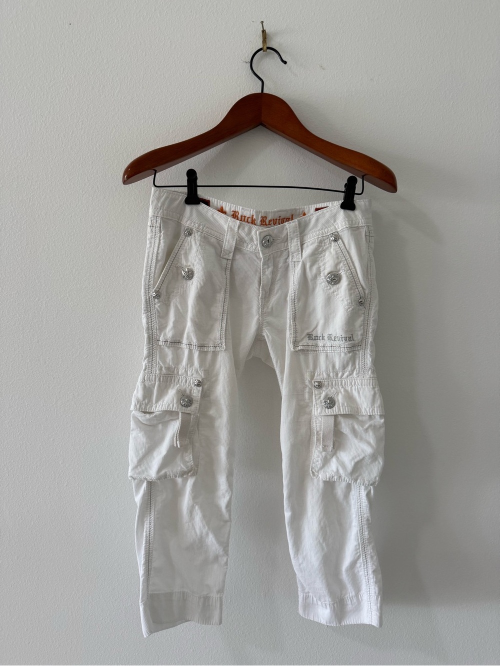 Y2K Rock Revival White Corduroy Cargo Capri Pants Low Rise 0 25 McBling Grunge